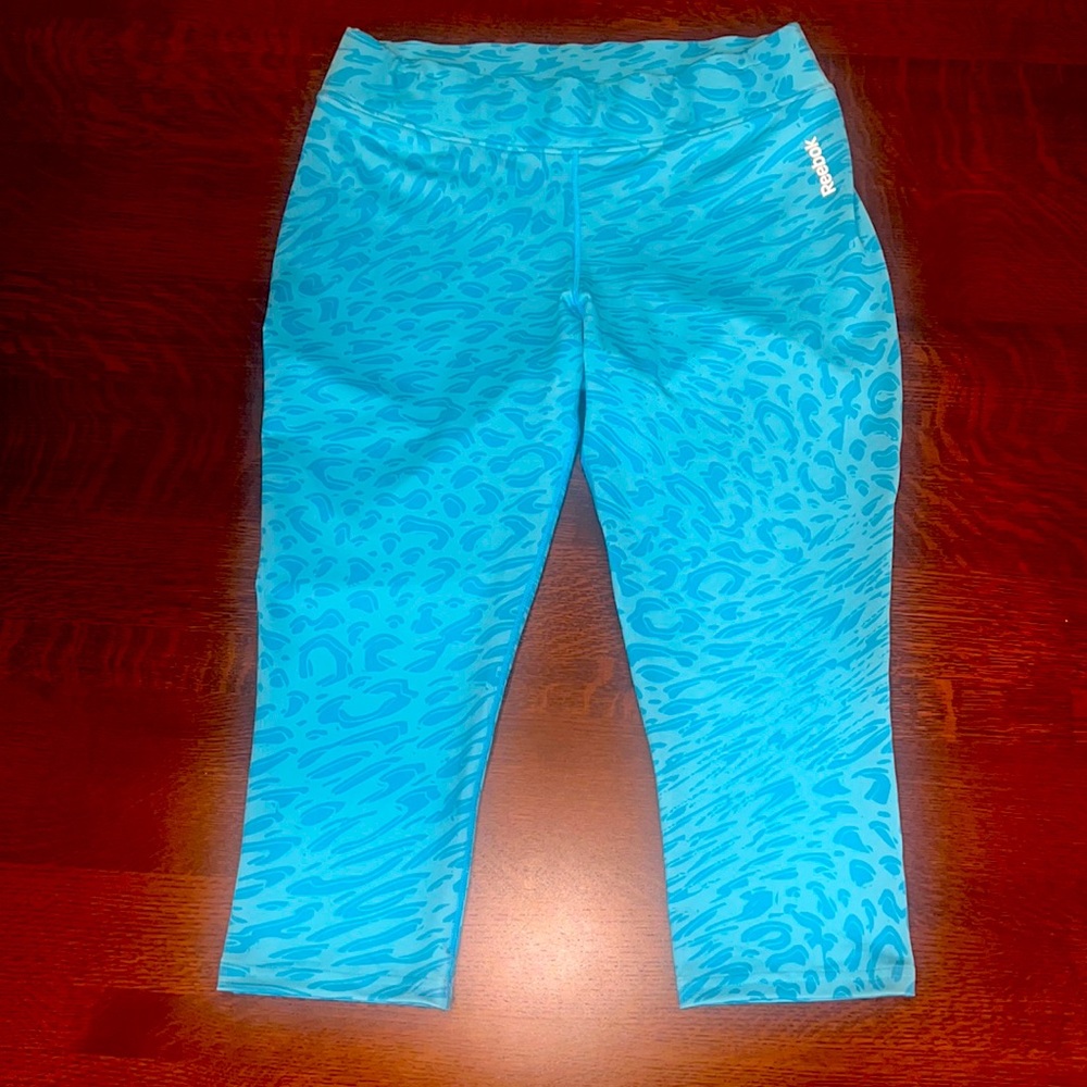 Reebok Capri Blue Tights. Size Medium US. Leggings.